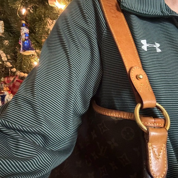 Authentic Louis Vuitton Graceful PM - Picture 17 of 17